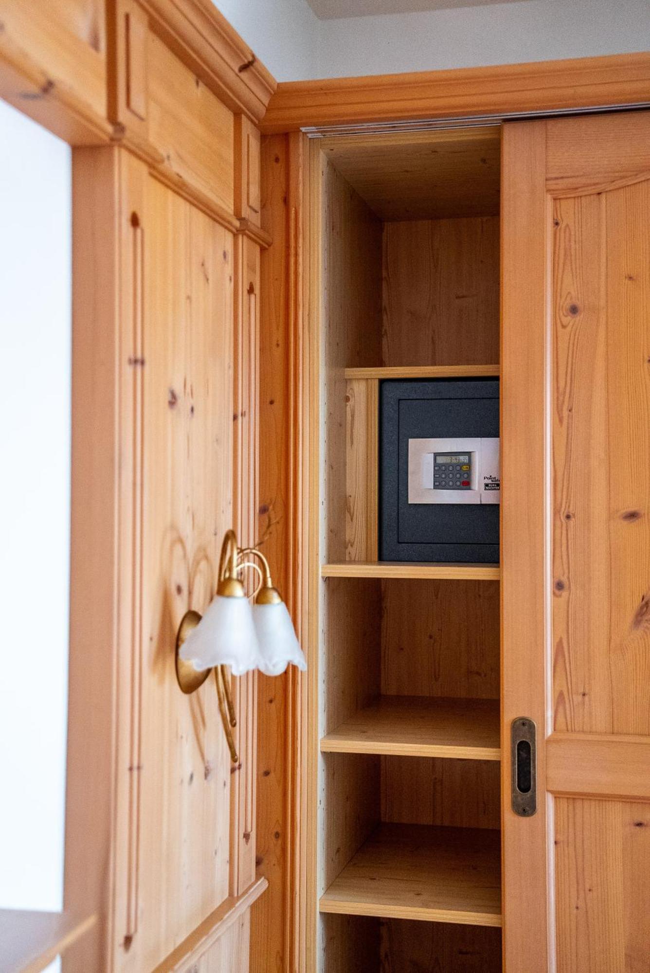 Chalet Campiglio Imperiale 마돈나 디 캄필리오 객실 사진